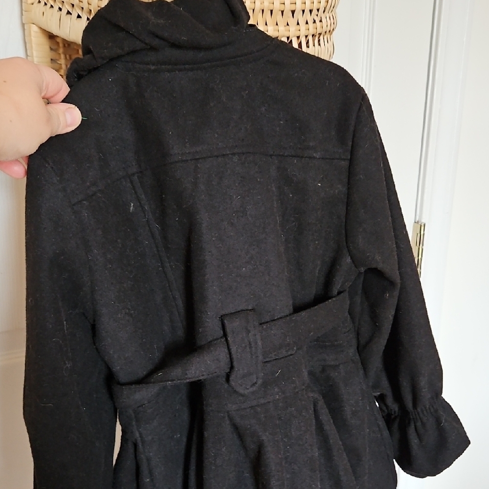 Free W Bundle Yoki Black Hooded Jacket for Kids - Picture 8 of 8